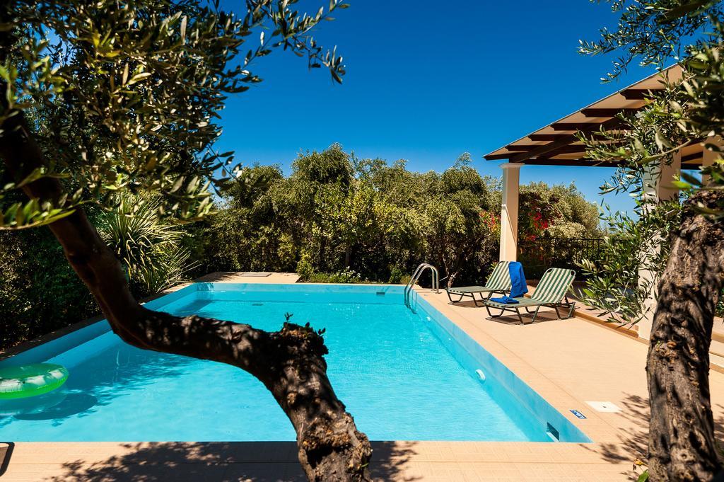 Villa Vallia - Villa Marina Kato Galatas Eksteriør billede