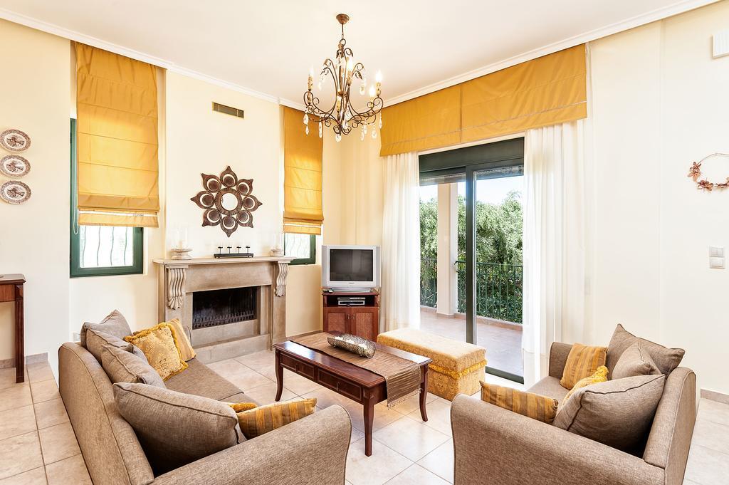 Villa Vallia - Villa Marina Kato Galatas Eksteriør billede