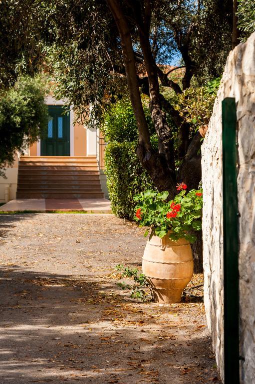 Villa Vallia - Villa Marina Kato Galatas Eksteriør billede