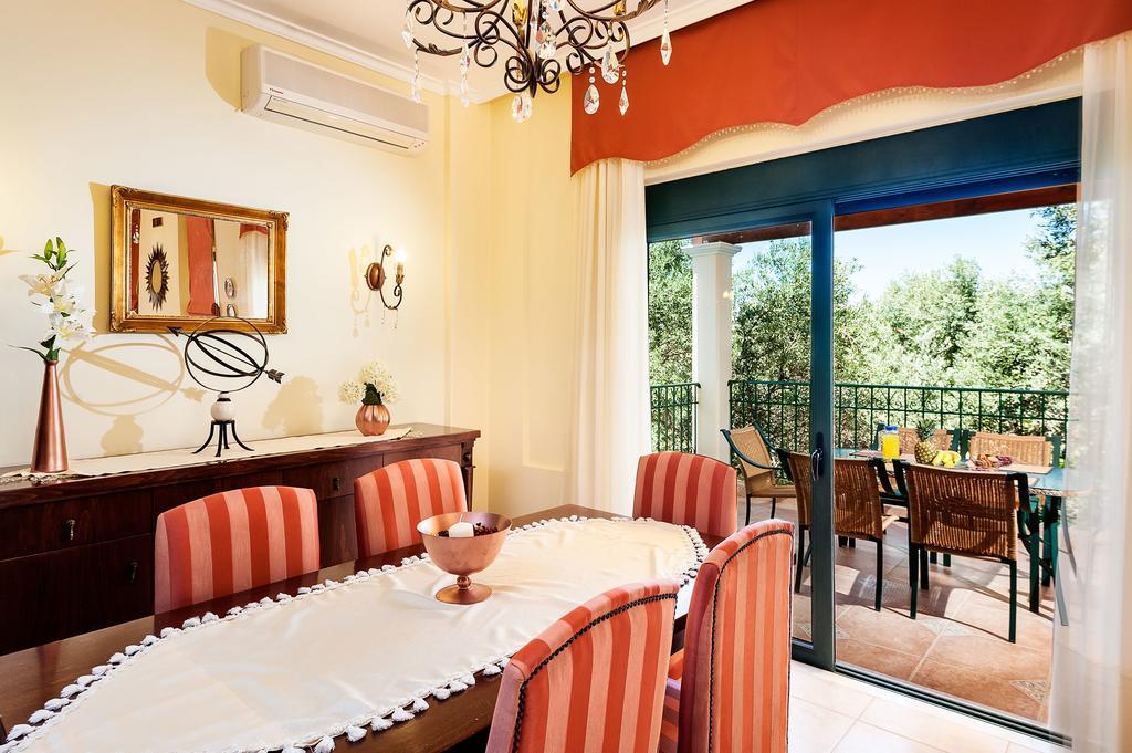 Villa Vallia - Villa Marina Kato Galatas Eksteriør billede