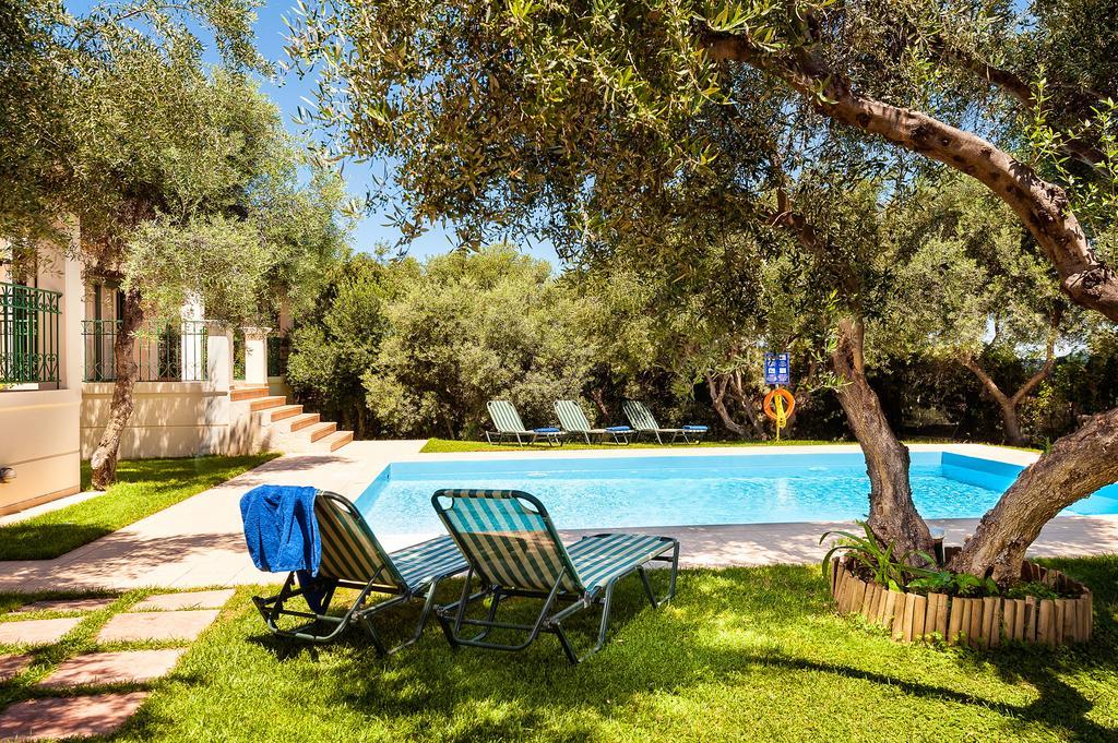Villa Vallia - Villa Marina Kato Galatas Eksteriør billede