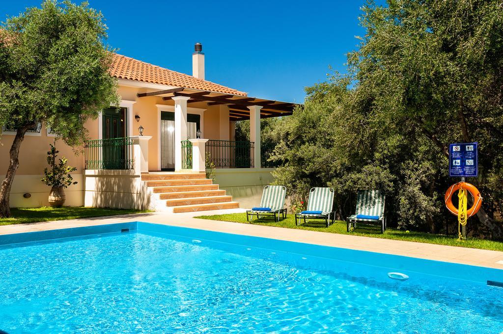 Villa Vallia - Villa Marina Kato Galatas Eksteriør billede